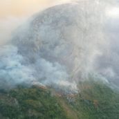 El incendio de Ribota de Sajambre se mantiene en Nivel 2 mientras el trabajo se centra en consolidar el perímetro | ATBrif
