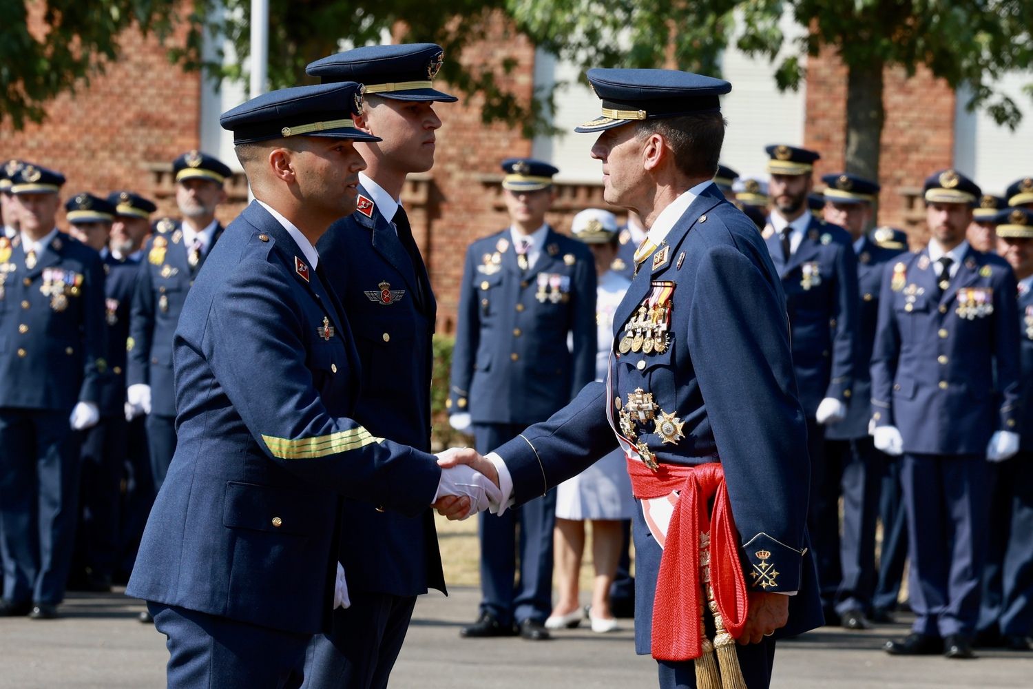 Acto de entrega de los Reales Despachos de Sargento a la XXXIV promoción de la Academia Básica del Aire y del Espacio, que está presidido por el rey Felipe VI | Carlos S. Campillo / ICAL Acto de entrega de los Reales Despachos de Sargento a la XXXIV promoción de la Academia Básica del Aire y del Espacio, que está presidido por el rey Felipe VI | Carlos S. Campillo / ICAL