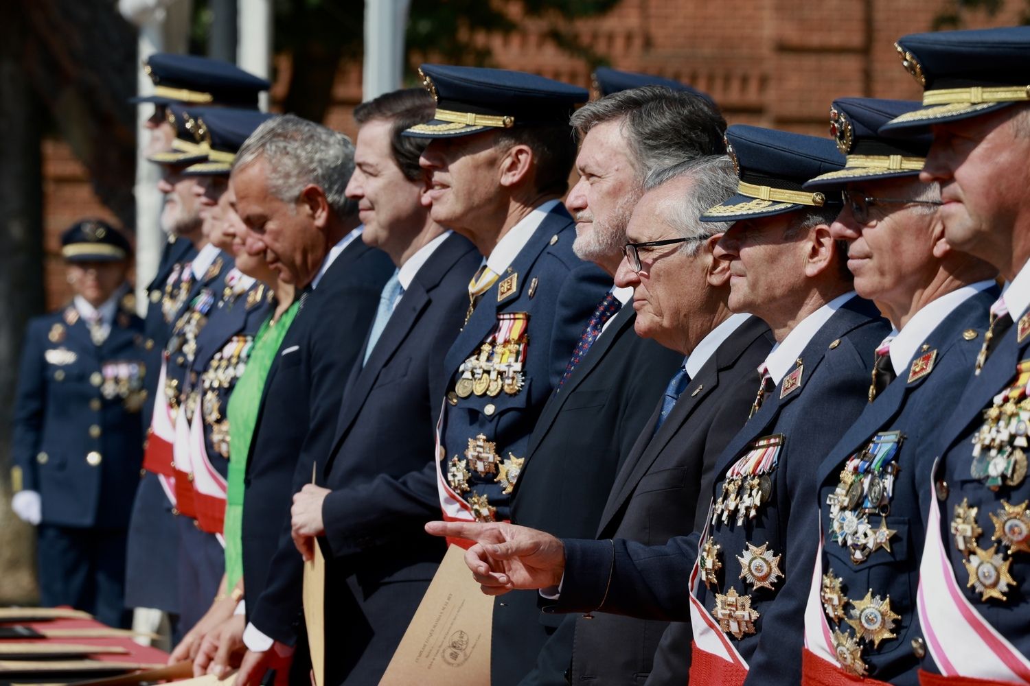 Acto de entrega de los Reales Despachos de Sargento a la XXXIV promoción de la Academia Básica del Aire y del Espacio, que está presidido por el rey Felipe VI | Carlos S. Campillo / ICAL Acto de entrega de los Reales Despachos de Sargento a la XXXIV promoción de la Academia Básica del Aire y del Espacio, que está presidido por el rey Felipe VI | Carlos S. Campillo / ICAL