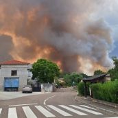 Incendio de Porqueros visto desde la localidad de Zacos (Magaz de Cepeda)