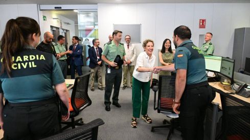 Vista de la secretaria de Estado de Seguridad, Aina Calvo, a la CiberComandancia de la Guardia Civil en León