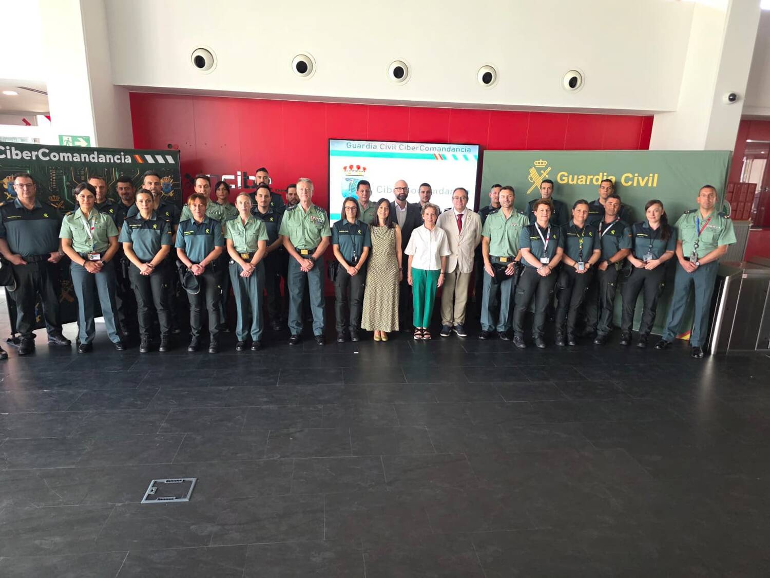 Vista de la secretaria de Estado de Seguridad, Aina Calvo, a la CiberComandancia de la Guardia Civil en León Vista de la secretaria de Estado de Seguridad, Aina Calvo, a la CiberComandancia de la Guardia Civil en León