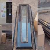 Un susto de muerte: Un ataúd sorprende a vecinos y turistas en pleno casco histórico de León | FB: Javi Mallo