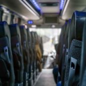 Confirmados los 2 años de cárcel para un hombre que acosó y ofreció dinero por favores sexuales a un menor en León | iStock - lubo ivanko