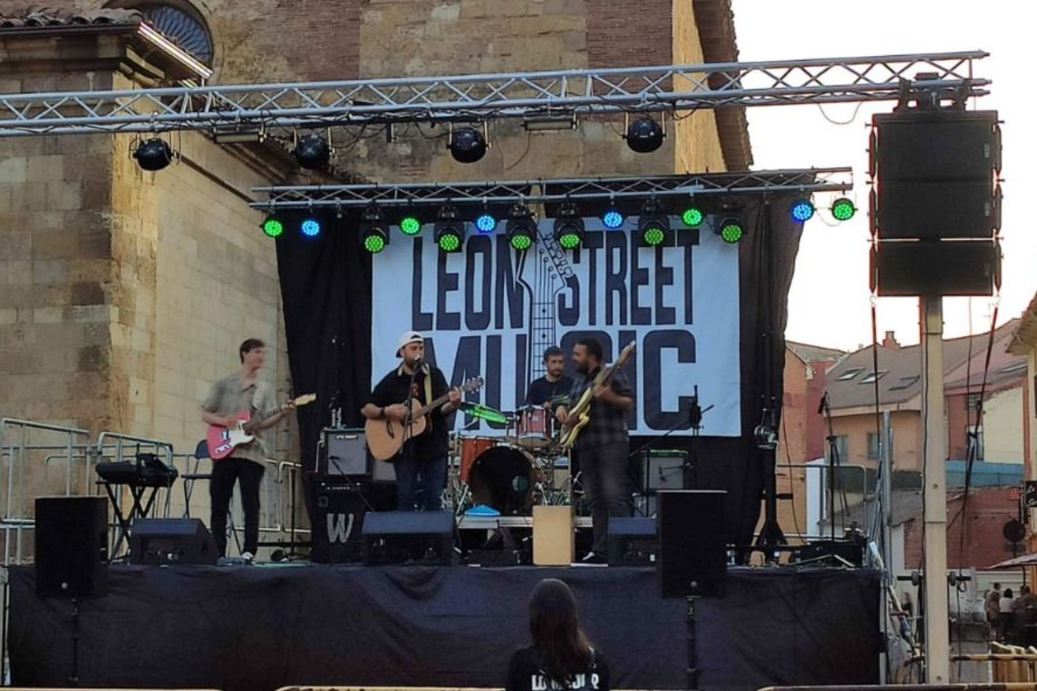 La música leonesa toma las plazas de la ciudad con una nueva edición de 'León Street Music' | Ayuntamiento de León La música leonesa toma las plazas de la ciudad con una nueva edición de 'León Street Music' | Ayuntamiento de León