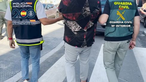 Cinco detenidos y la desarticulación de un entramado criminal por el asalto en una vivienda de lujo cercana a León | Policía Nacional / Guardia Civil
