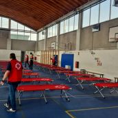 Cruz Roja da refugio a 38 personas evacuadas por los incendios en León y El Bierzo Cruz Roja da refugio a 38 personas evacuadas por los incendios en León y El Bierzo