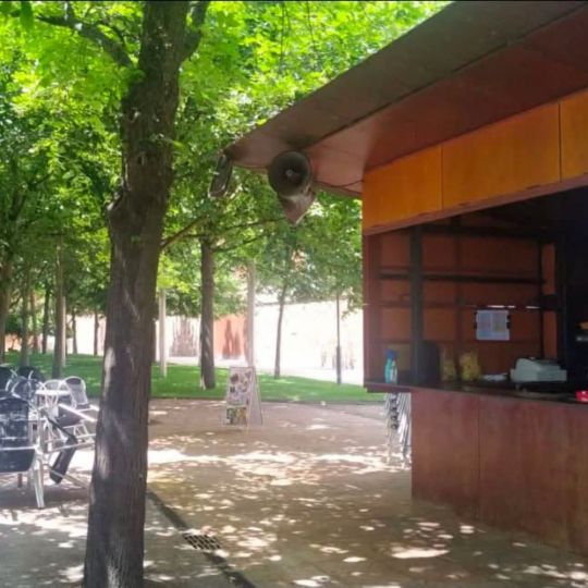 Astorga busca nuevo gestor para el Bar Municipal El Jardín tras la renuncia de la anterior empresa El Ayuntamiento de Astor Astorga busca nuevo gestor para el Bar Municipal El Jardín tras la renuncia de la anterior empresa El Ayuntamiento de Astor