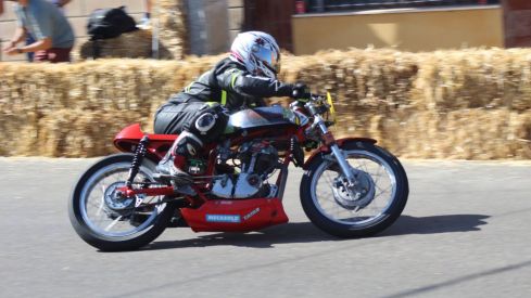 La Bañeza vuelve a entregarse a su gran fiesta del motociclismo | José Martín