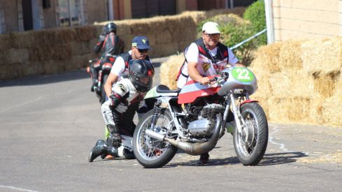 La Bañeza vuelve a entregarse a su gran fiesta del motociclismo | José Martín La Bañeza vuelve a entregarse a su gran fiesta del motociclismo | José Martín