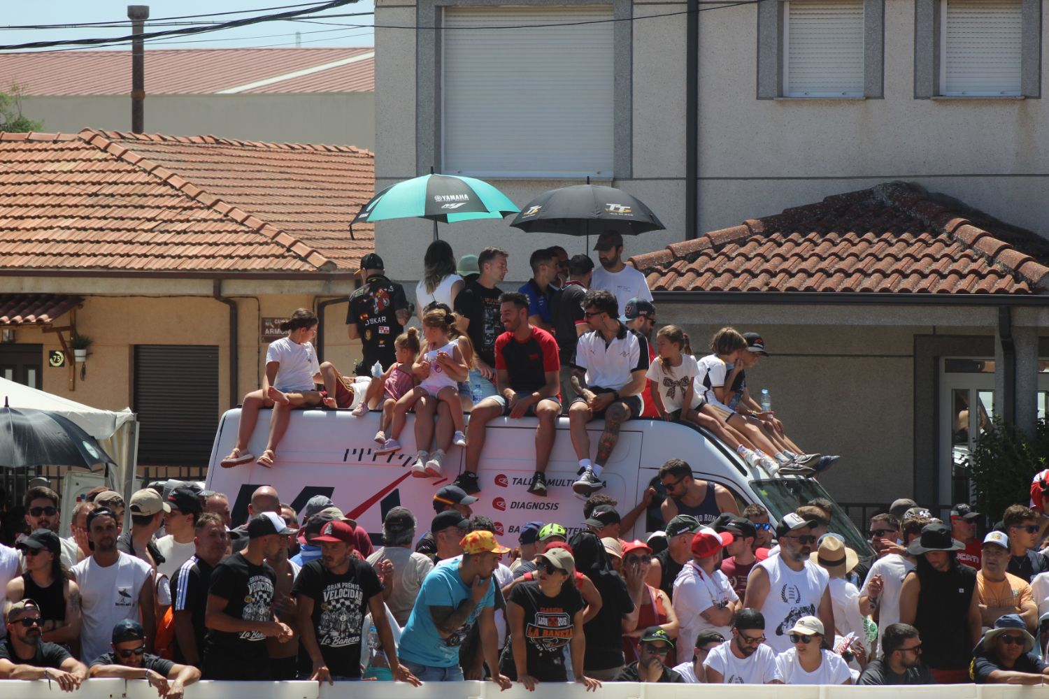 La Bañeza vuelve a entregarse a su gran fiesta del motociclismo | José Martín
