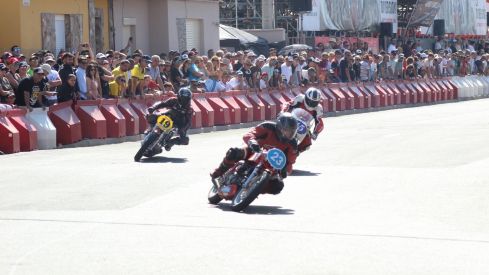 La Bañeza vive un Gran Premio muy especial entre carreras, homenajes y despedidas La Bañeza vive un Gran Premio muy especial entre carreras, homenajes y despedidas