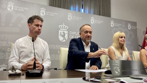 El presidente de la Diputación de León se muestra “muy preocupado” por las eventuales aglomeraciones no previstas el día del eclipse | Peio García / ICAL El presidente de la Diputación de León se muestra “muy preocupado” por las eventuales aglomeraciones no previstas el día del eclipse | Peio García / ICAL