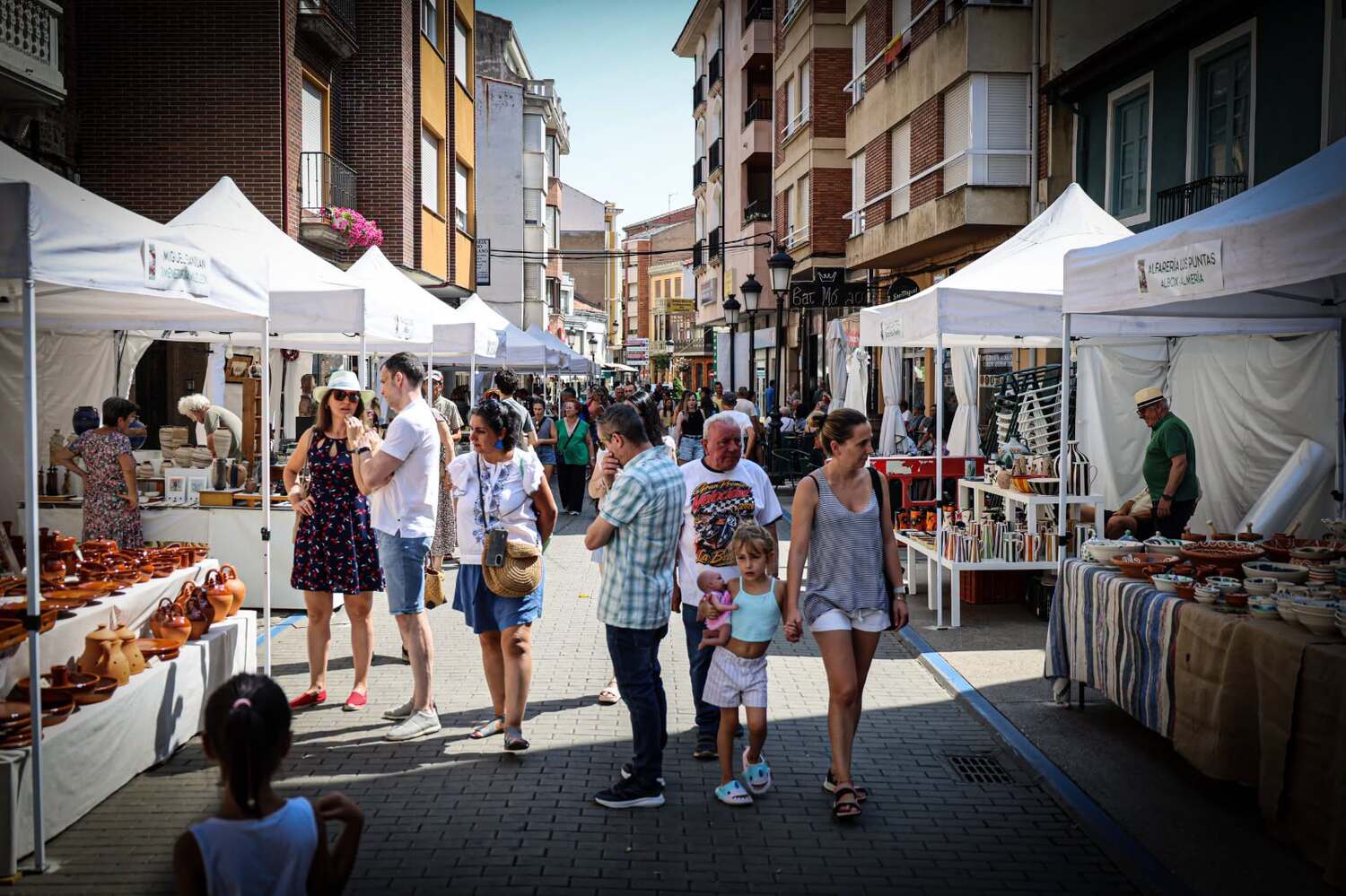 La Feria de Alfarería de La Bañeza cumple 40 ediciones como referente artesanal del noroeste La Feria de Alfarería de La Bañeza cumple 40 ediciones como referente artesanal del noroeste