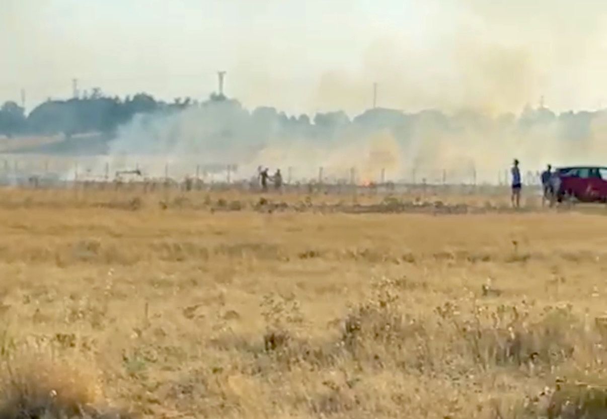 Identifican a seis menores por su presunta relación con un incendio durante el eclipse en Trobajo del Camino Identifican a seis menores por su presunta relación con un incendio durante el eclipse en Trobajo del Camino