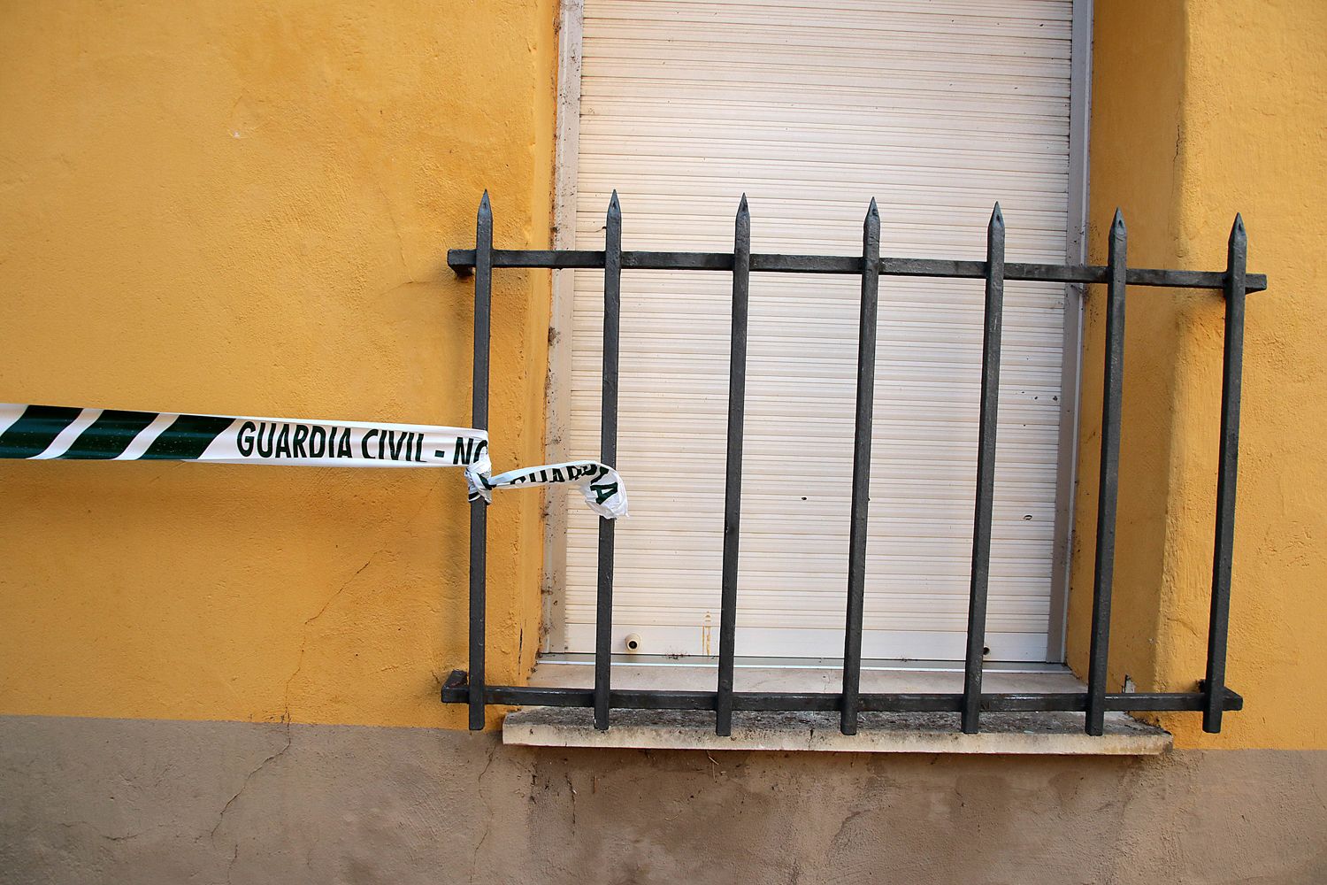 Muere un hombre a tiros en Santa Lucía de Gordón (León) (6) | Foto: Peio García, ICAL