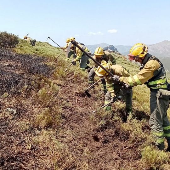 Dos nuevas cuadrillas forestales reforzarán el operativo contra incendios en la provincia de León Dos nuevas cuadrillas forestales reforzarán el operativo contra incendios en la provincia de León