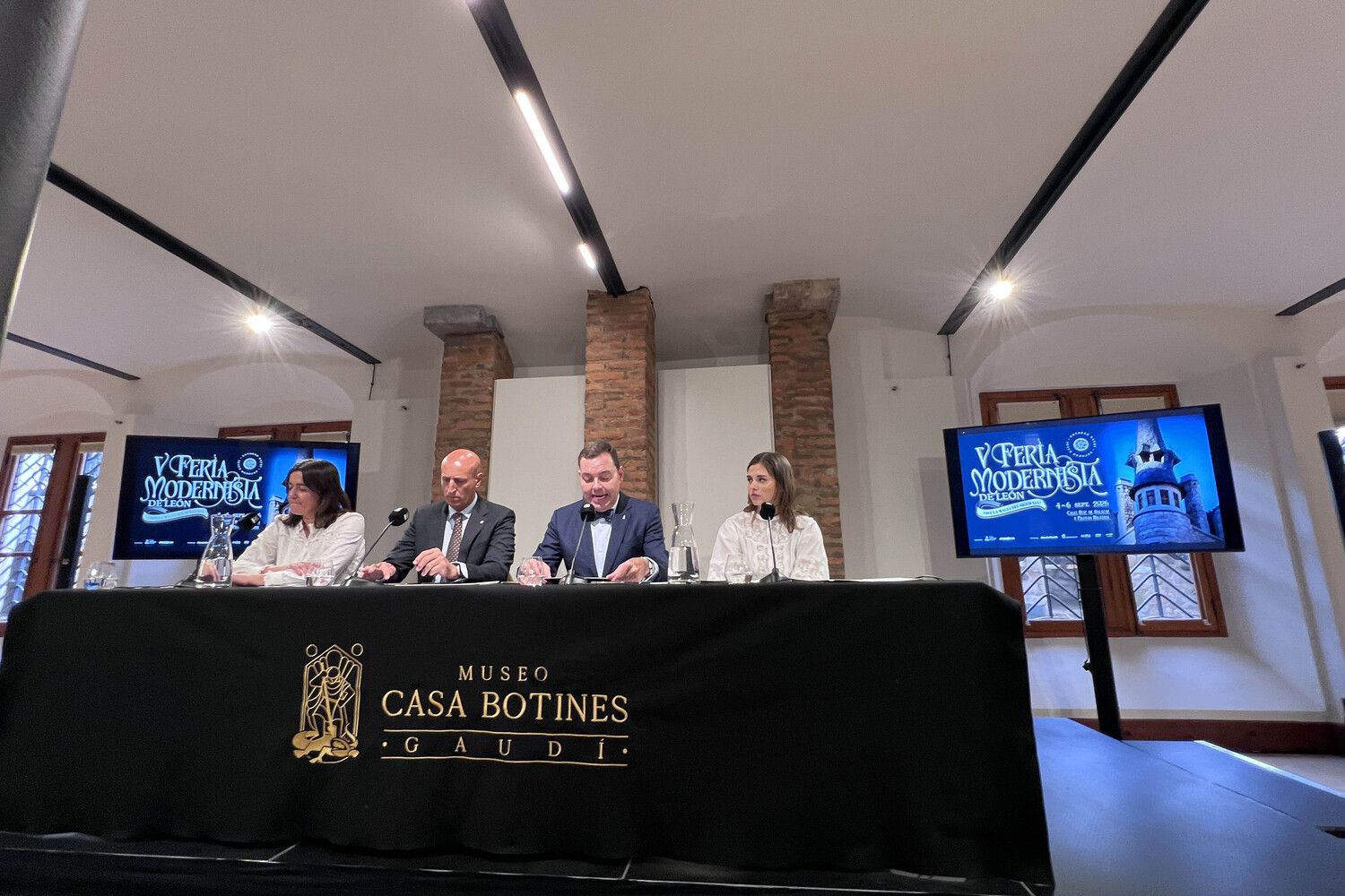 Presentación de la V Feria Modernista de León | Peio García / ICAL Presentación de la V Feria Modernista de León | Peio García / ICAL
