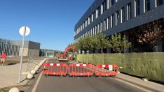 Cortes de tráfico en el Hospital de León por las obras de la nueva Unidad de Reanimación Cortes de tráfico en el Hospital de León por las obras de la nueva Unidad de Reanimación