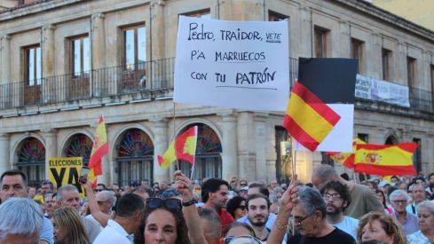 Concentración en apoyo a Ceuta en la plaza de San Marcelo de León | José Martín