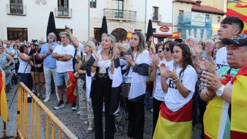 Concentración en apoyo a Ceuta en la plaza de San Marcelo de León | José Martín