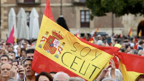Concentración en apoyo a Ceuta en la plaza de San Marcelo de León | Carlos S. Campillo / ICAL