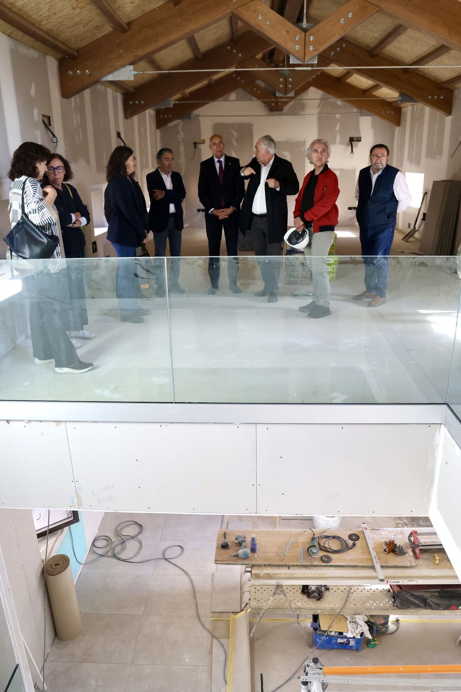 El alcalde de León, José Antonio Diez, visita las obras del Molino Sidrón | Carlos S. Campillo / ICAL El alcalde de León, José Antonio Diez, visita las obras del Molino Sidrón | Carlos S. Campillo / ICAL