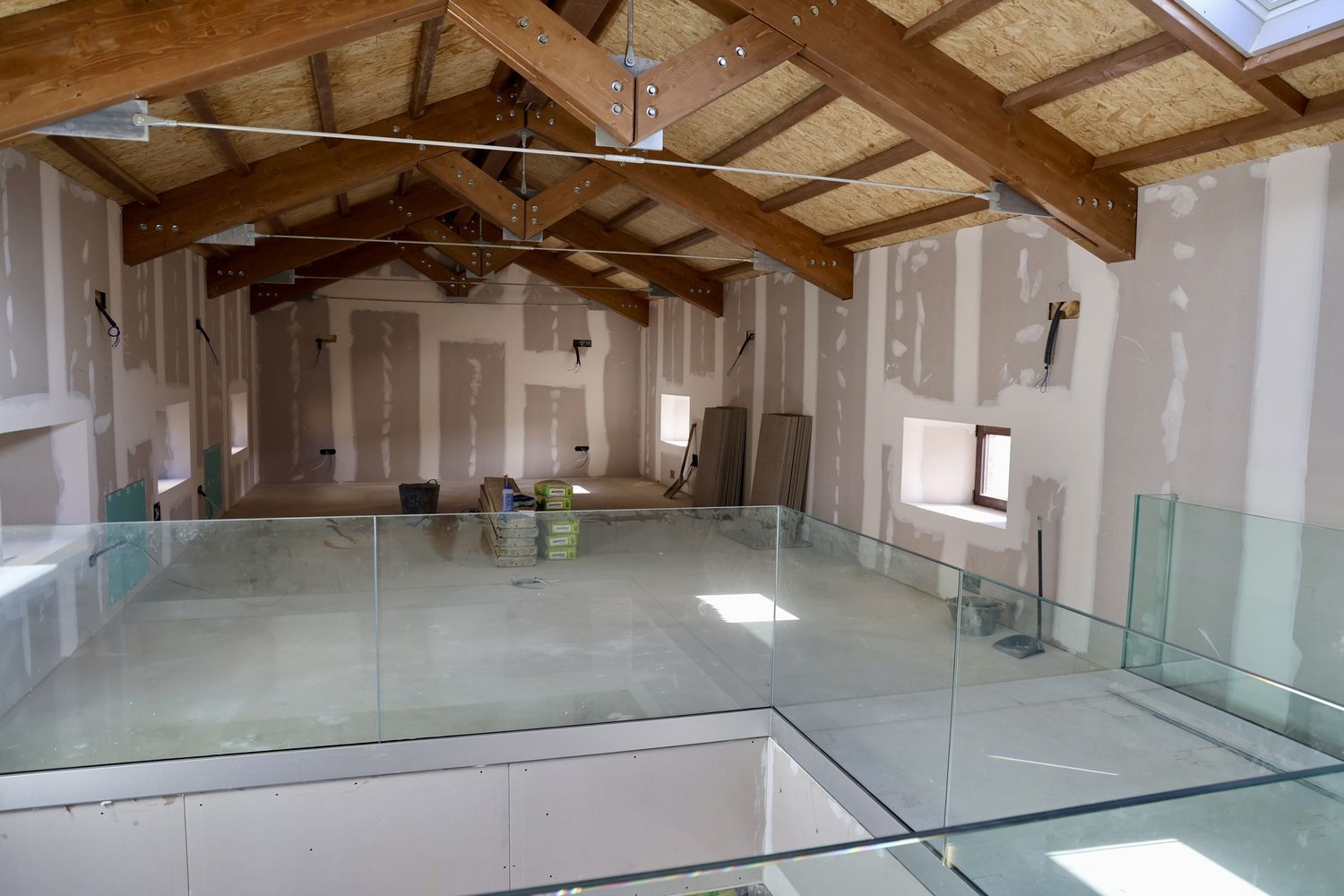 El alcalde de León, José Antonio Diez, visita las obras del Molino Sidrón | Carlos S. Campillo / ICAL El alcalde de León, José Antonio Diez, visita las obras del Molino Sidrón | Carlos S. Campillo / ICAL