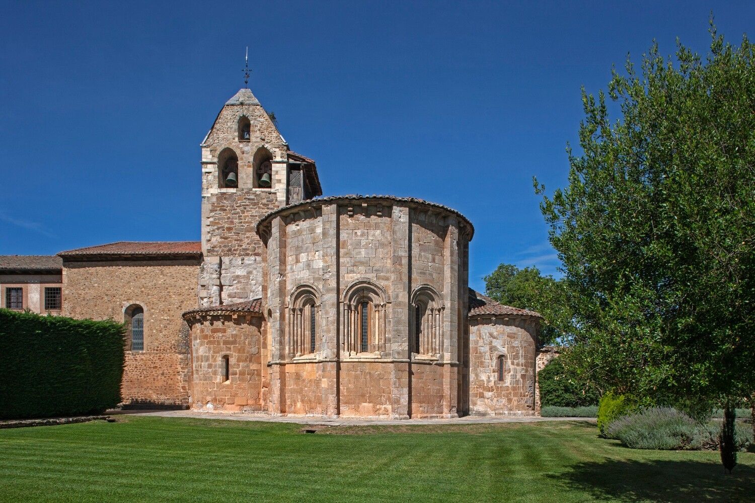 Monasterio de Santa Maria de Carrizo de la Ribera | Turismo Castilla y León Monasterio de Santa Maria de Carrizo de la Ribera | Turismo Castilla y León