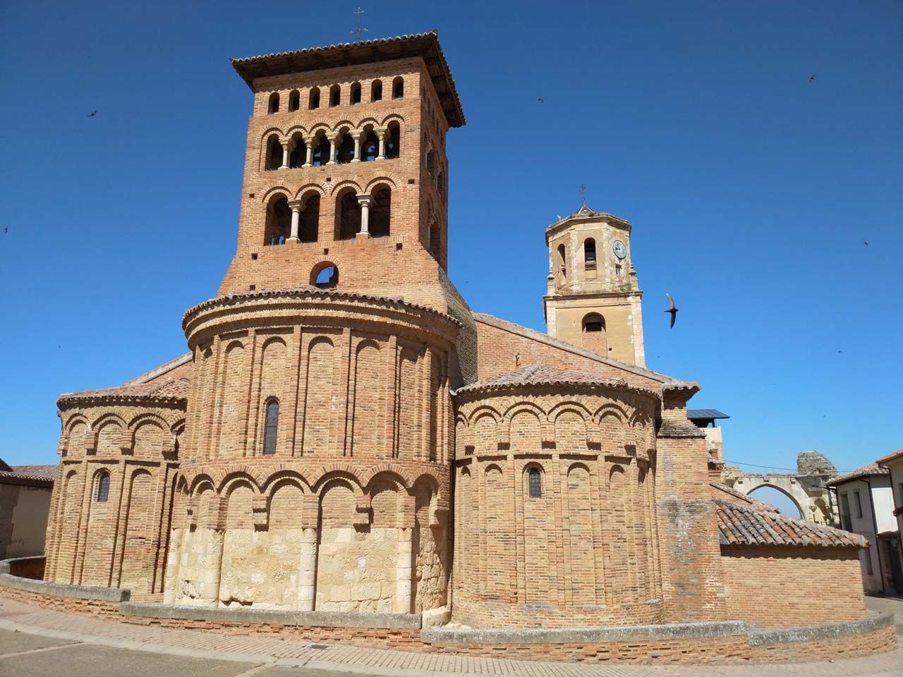 Iglesia de San Tirso en Sahagún | Turismo Castilla y León Iglesia de San Tirso en Sahagún | Turismo Castilla y León
