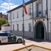 Investigan a una persona por robar en varios vehículos estacionados en un garaje de Valencia de Don Juan Investigan a una persona por robar en varios vehículos estacionados en un garaje de Valencia de Don Juan