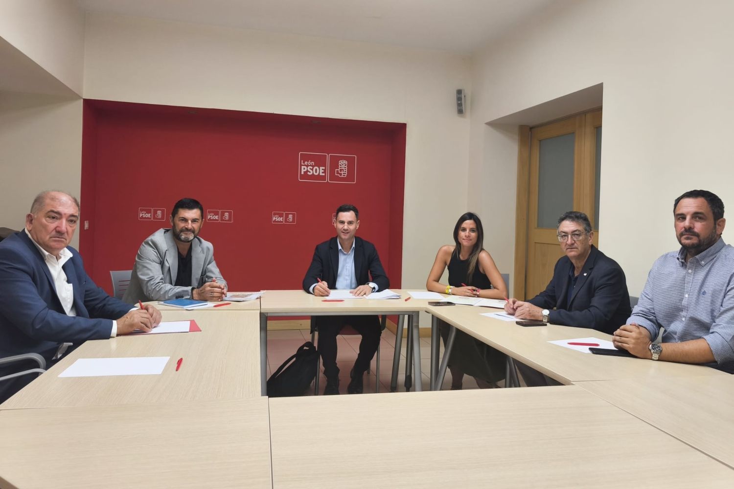 Reunión de UPTA con el PSOE de León