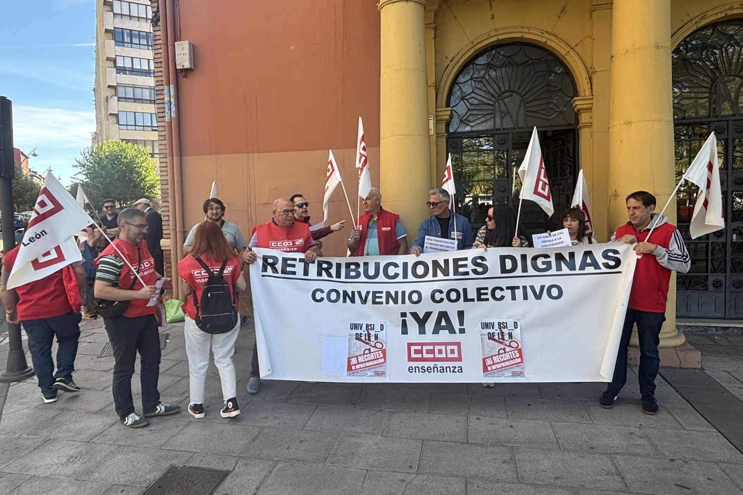 CCOO alerta de recortes en la Universidad de León por la “infrafinanciación crónica” de las universidades públicas CCOO alerta de recortes en la Universidad de León por la “infrafinanciación crónica” de las universidades públicas