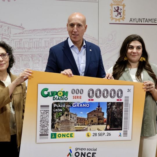 La plaza del Grano protagoniza el nuevo cupón de la ONCE: 6M de cupones llevarán León por toda España | Carlos S. Campillo / ICAL La plaza del Grano protagoniza el nuevo cupón de la ONCE: 6M de cupones llevarán León por toda España | Carlos S. Campillo / ICAL