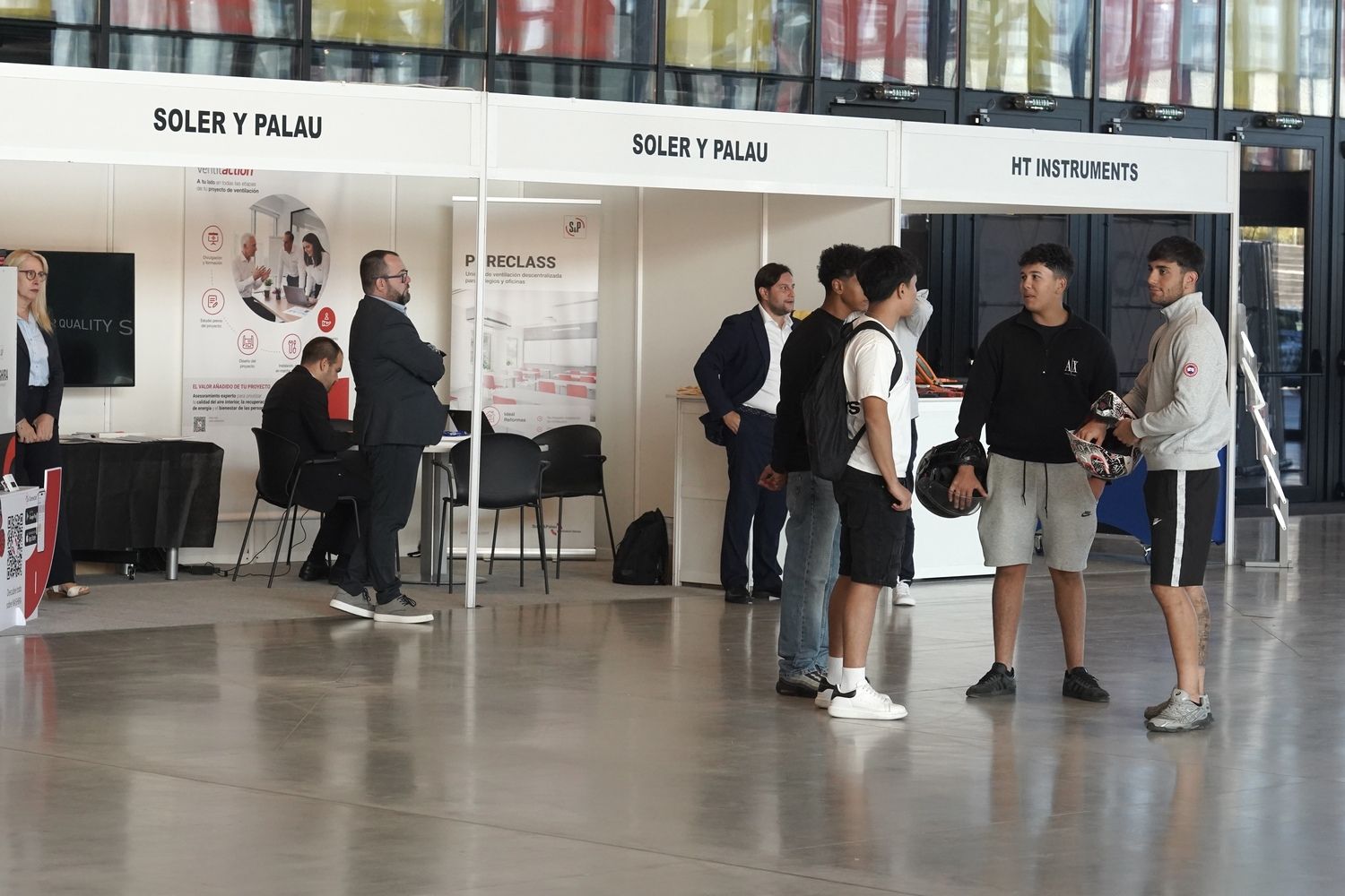 III edición de la Feria de Fontanería, Calefacción, Eficiencia Energética y Renovables ‘León Clima Verde’ | Carlos S. Campillo / ICAL III edición de la Feria de Fontanería, Calefacción, Eficiencia Energética y Renovables ‘León Clima Verde’ | Carlos S. Campillo / ICAL