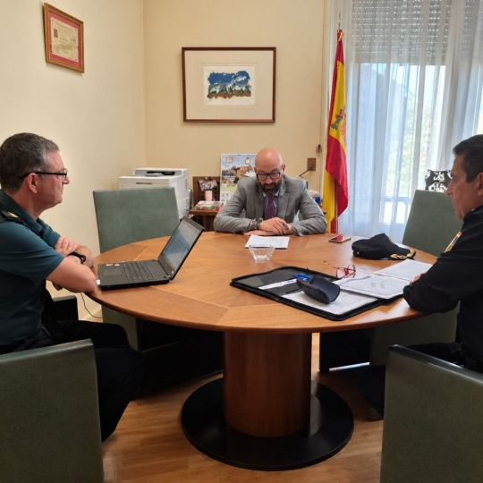León reforzará la coordinación policial y las medidas de prevención ante la evolución de la delincuencia en la provincia León reforzará la coordinación policial y las medidas de prevención ante la evolución de la delincuencia en la provincia