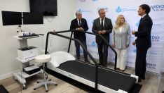 El vicepresidente primero y consejero de Desregulación, Familia y Ayudas Sociales, Carlos Pollán Fernández, visita el Hospital San Juan de Dios de León | Carlos S. Campillo / ICAL