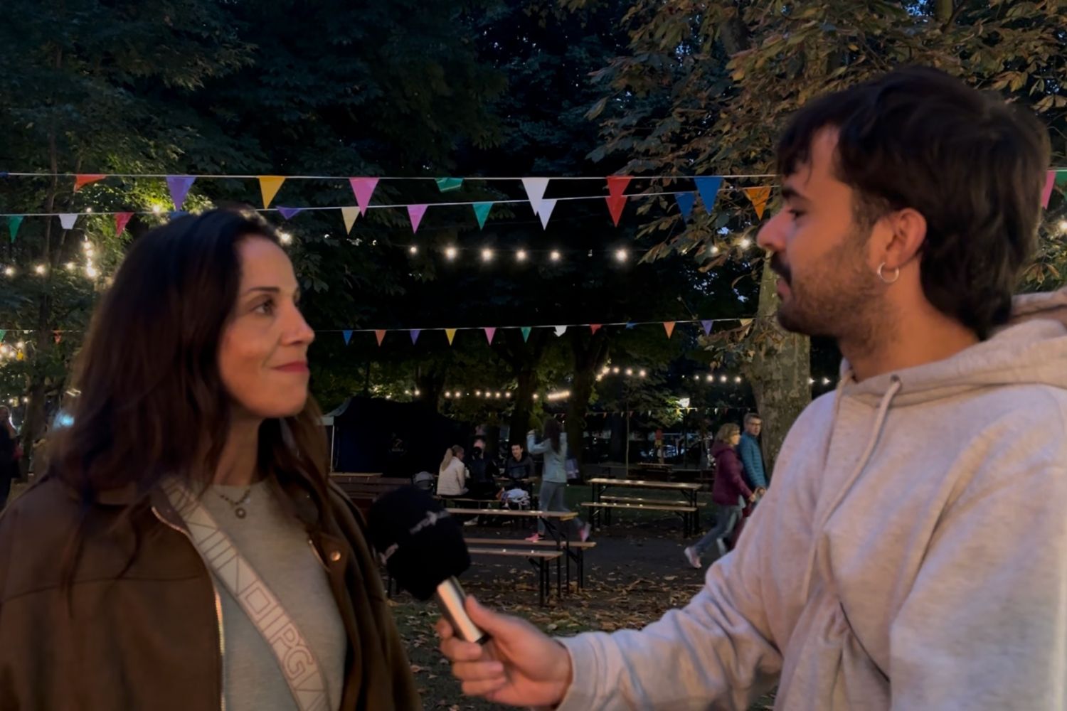 León Directo | El Come y Calle pone sabor a San Froilán: “Me gusta el ambiente que hay aquí” León Directo | El Come y Calle pone sabor a San Froilán: “Me gusta el ambiente que hay aquí”