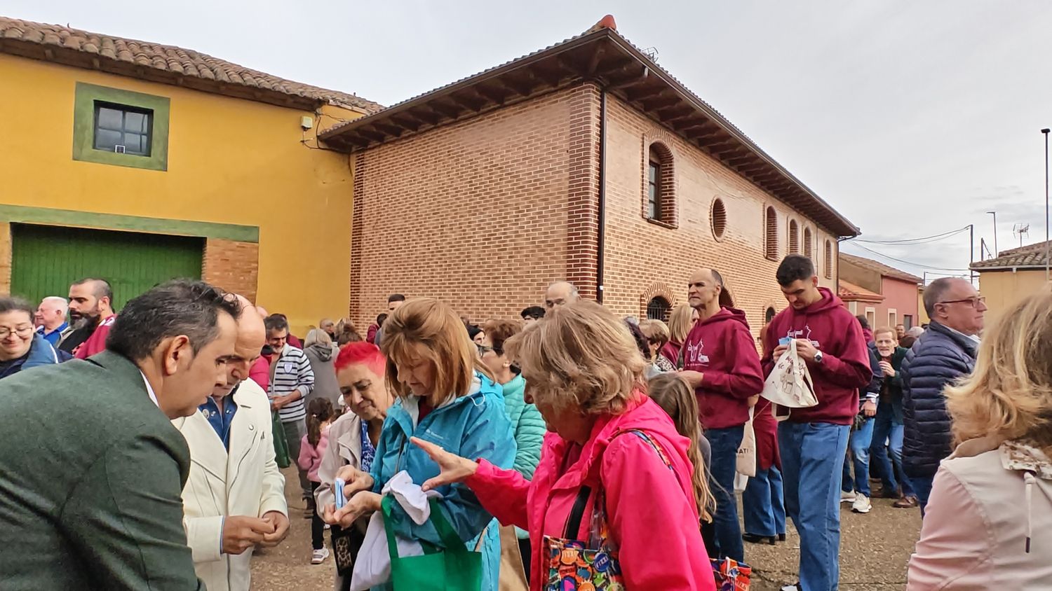 Celebración de La Cañamona en Matanza de los Oteros | R. Meléndez Celebración de La Cañamona en Matanza de los Oteros | R. Meléndez