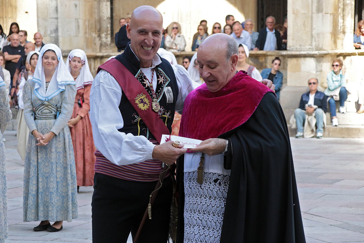 Ceremonia del Foro u Oferta de Las Cantaderas | Peio García / ICAL Ceremonia del Foro u Oferta de Las Cantaderas | Peio García / ICAL