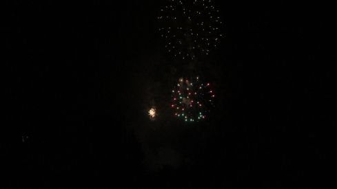 Así brilló León con los fuegos artificiales en la noche previa a San Froilán | José Martín Así brilló León con los fuegos artificiales en la noche previa a San Froilán | José Martín
