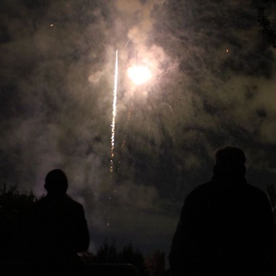 Los fuegos artificiales iluminan con ‘Luz Real’ la noche previa a San Froilán | José Martín