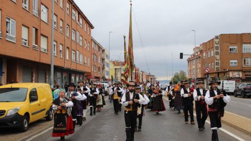 La Romería de San Froilán llena La Virgen del Camino de color y tradición  | José Martín