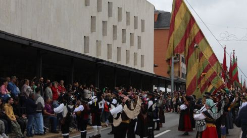 Miles de leoneses peregrinan a La Virgen del Camino para celebrar San Froilán | José Martín