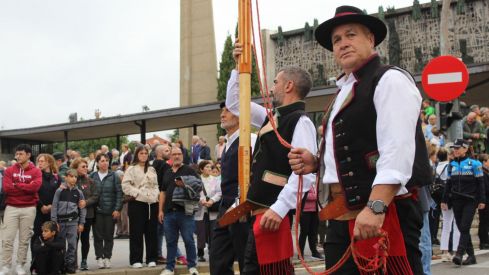 La Romería de San Froilán llena La Virgen del Camino de color y tradición | José Martín