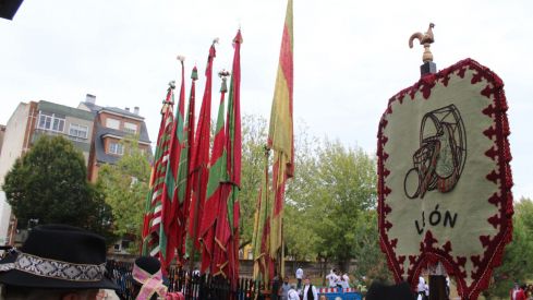 La Romería de San Froilán llena La Virgen del Camino de color y tradición | José Martín