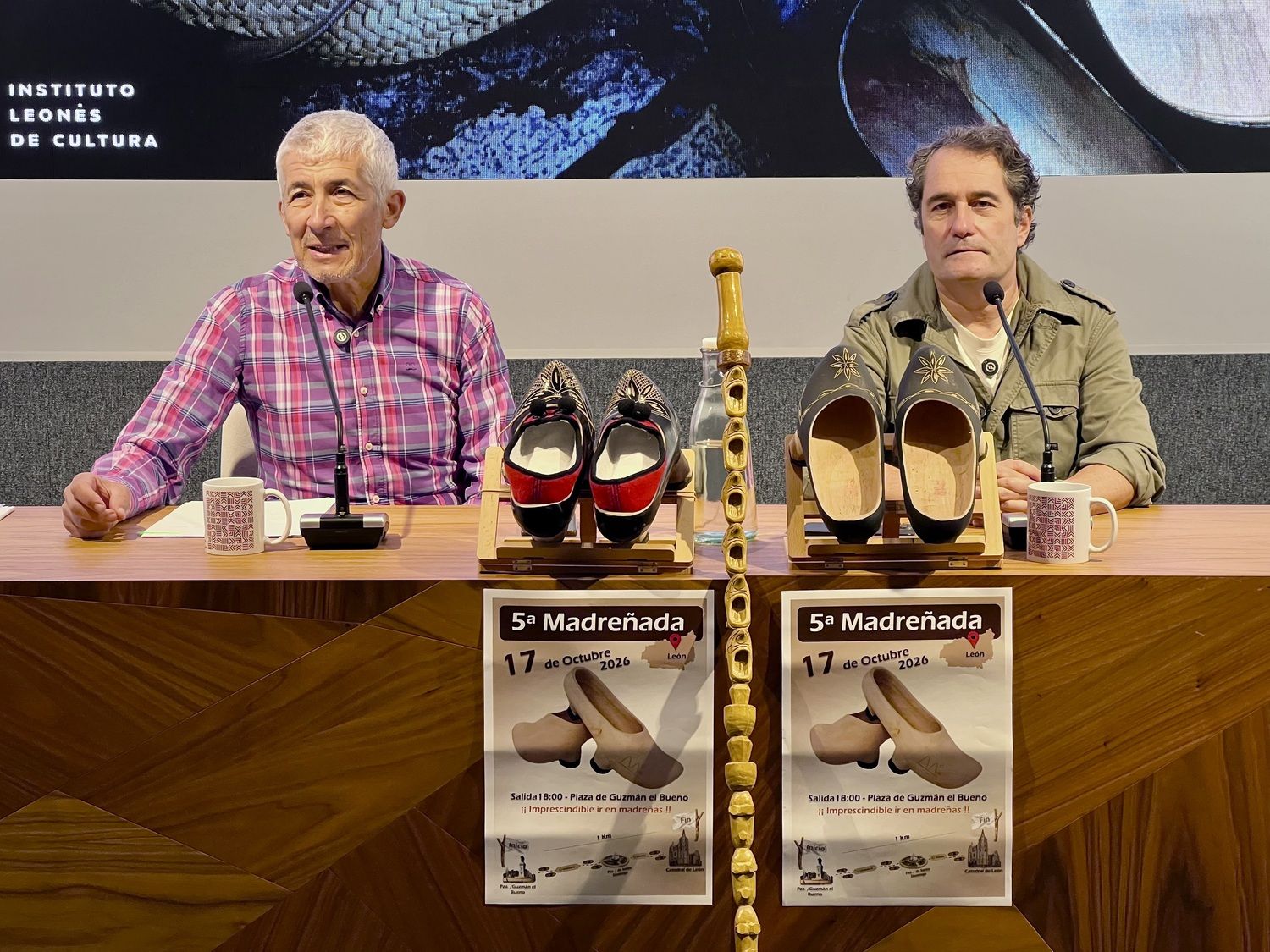 Octavio Álvarez y Javier Fernández presentan la V Madreñada de León | Peio García / ICAL