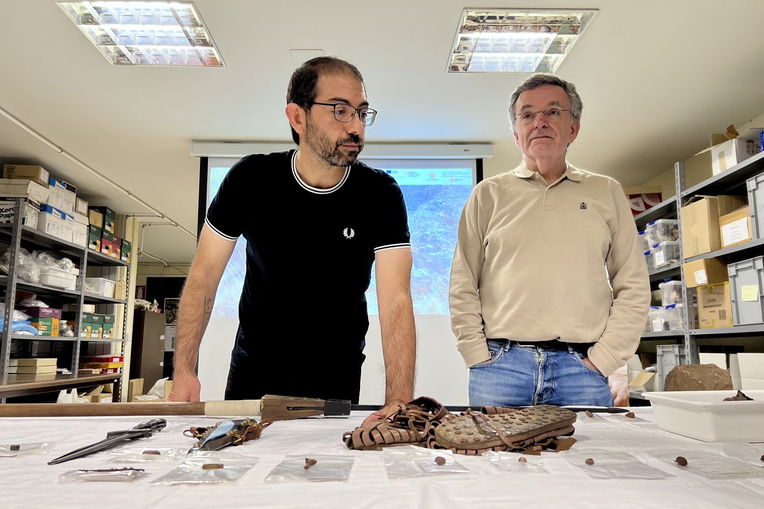 Peio García / ICAL . El grupo de investigación Historia y Arqueológica de la Universidad de León presentan los resultados de la última campaña arqueológica desarrollada este verano en la en La Peña del Castro en la Ercina Peio García / ICAL . El grupo de investigación Historia y Arqueológica de la Universidad de León presentan los resultados de la última campaña arqueológica desarrollada este verano en la en La Peña del Castro en la Ercina