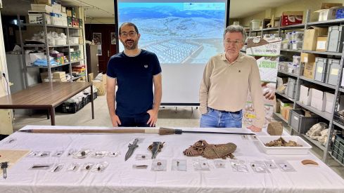 Peio García / ICAL. El grupo de investigación Historia y Arqueológica de la Universidad de León presentan los resultados de la última campaña arqueológica desarrollada este verano en la en La Peña del Castro en la Ercina