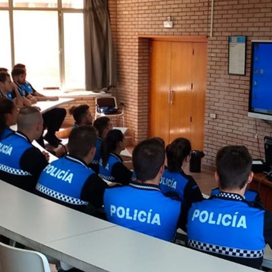 El Ayuntamiento de Astorga oferta cinco plazas para reforzar su Policía Local El Ayuntamiento de Astorga oferta cinco plazas para reforzar su Policía Local